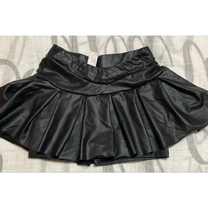 Women's Best Cody Black Faux Leather Pleated Mini Skirt S
